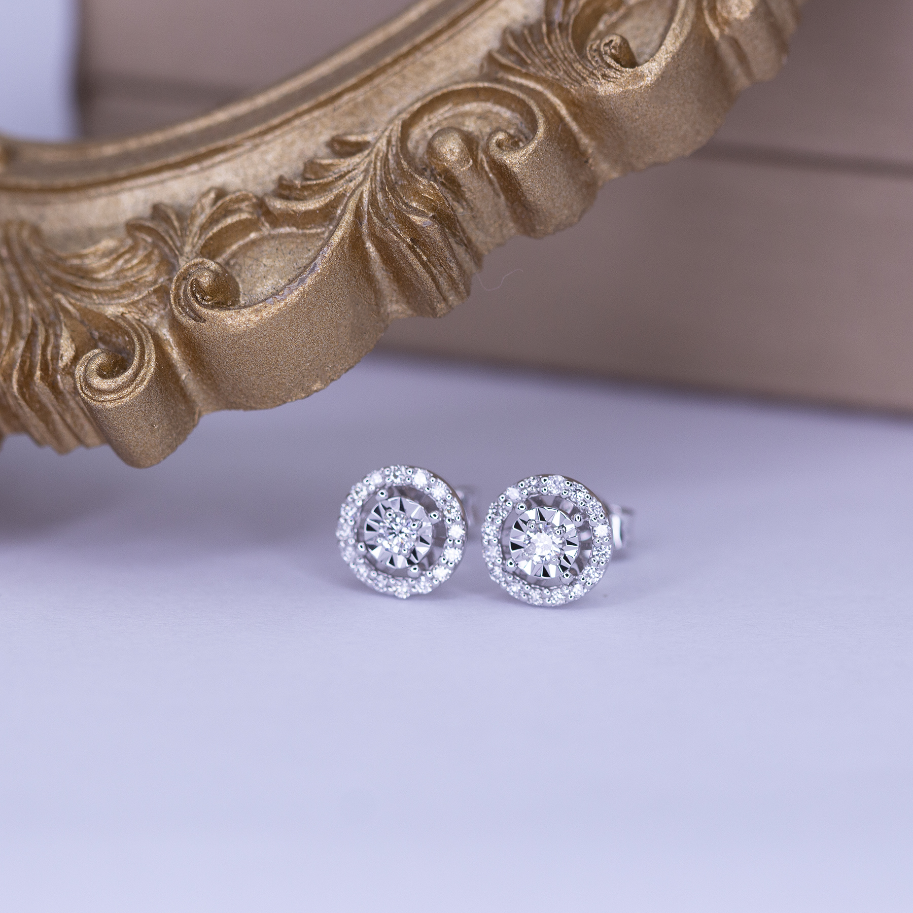 ต่างหูเพชรแสงดาว